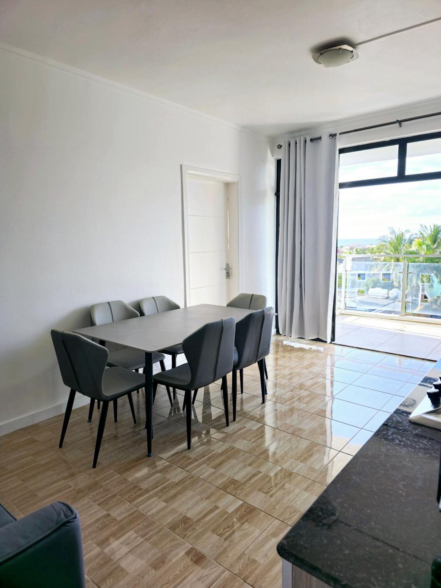 Flic-en-FlacqLuxury Penthouse With Infinity Pool & Stunning Sea Viewアパートメント エクステリア 写真